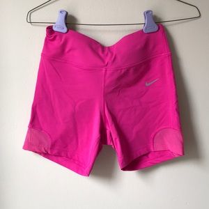 Nike Epic Lux Run Fit 5" Running Shorts - Hot Pink